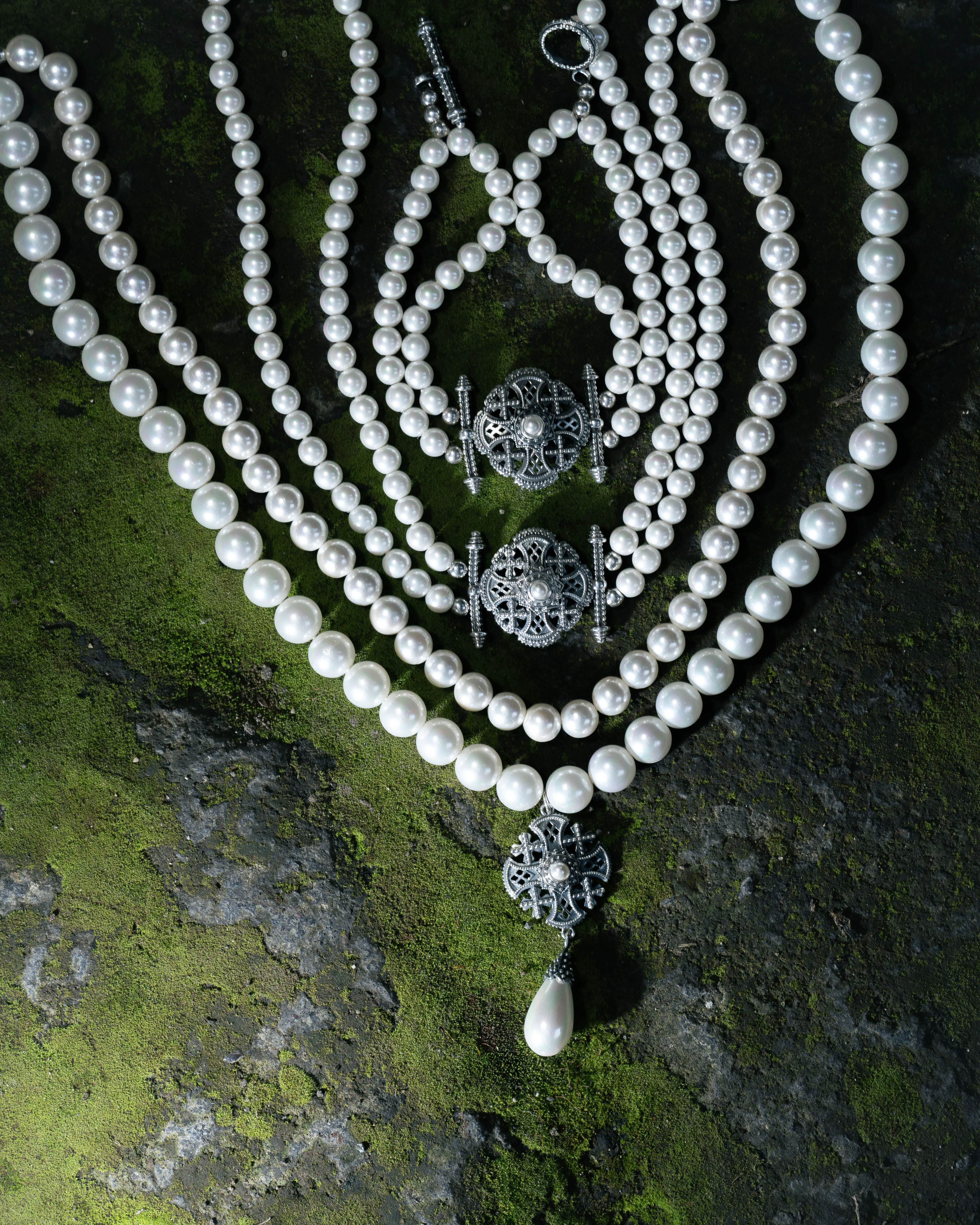 Pearl Choker “Vanq” - Image 3
